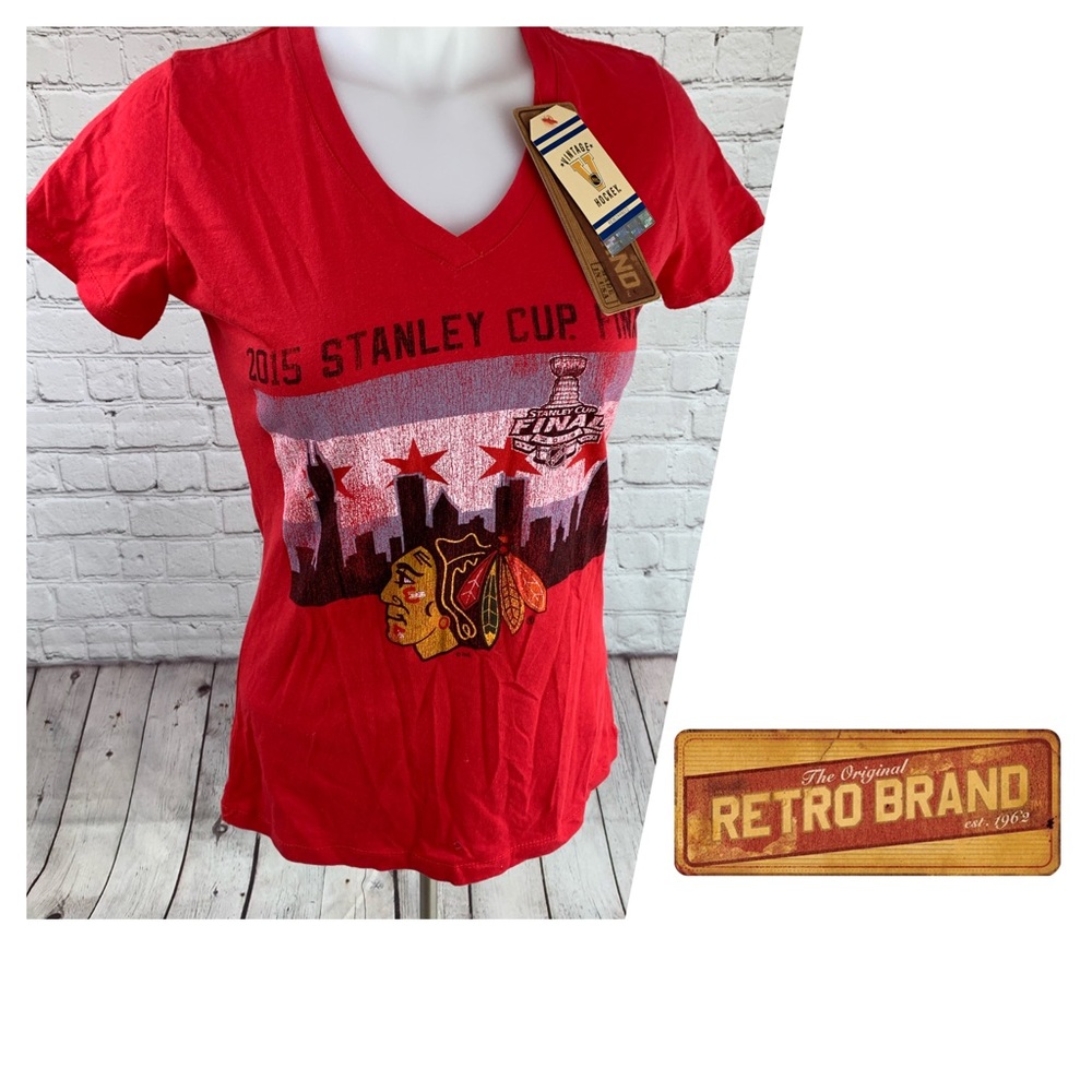Original Retro Brands 2015 Blackhawks T- Shirt